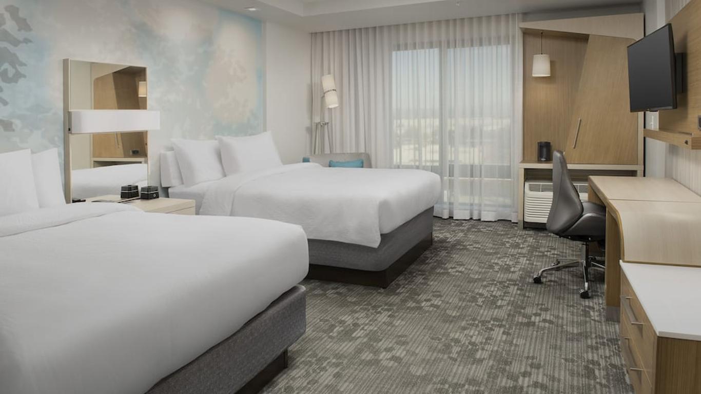 Courtyard by Marriott Albion