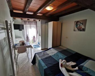 Piccola Stella - Parma - Habitación