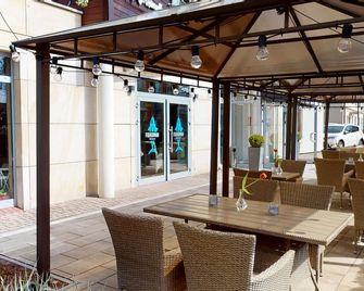 فيلا سينتوزا - سوبوت - شرفة مرصوفة