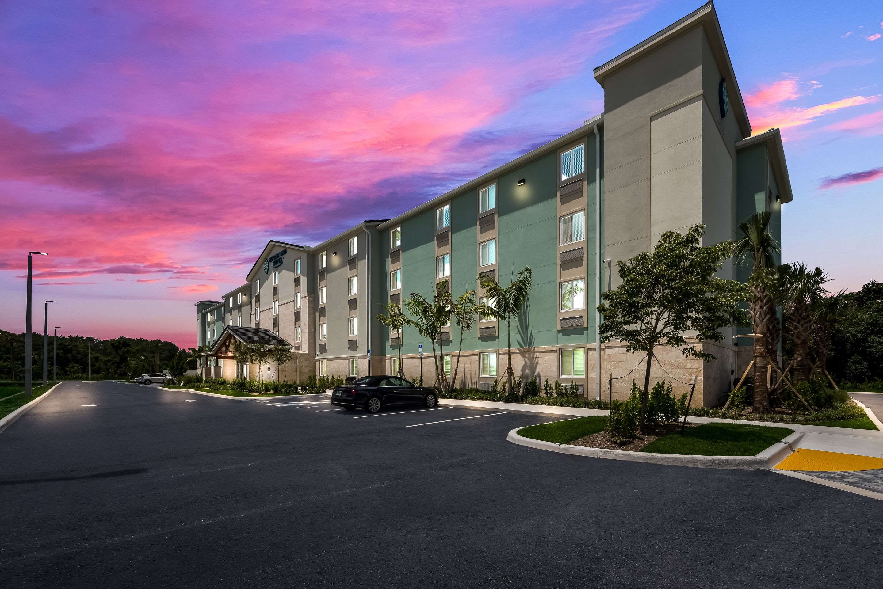 Woodspring Suites West Palm Beach thumbnail 2