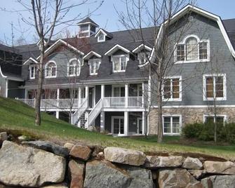 Mont Tremblant One Bedroom Resort Condo - Les Manoirs - Certified Citq # 295738 - Mont-Tremblant - Bygning