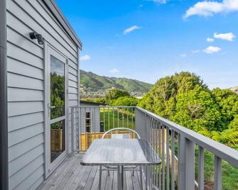 Slice of Paradise - Waikanae Self-Contained Unit - Waikanae - Balcony