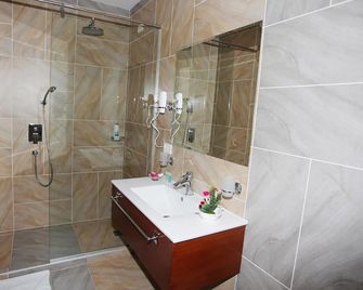 Hotel Green - Tirana - Banheiro