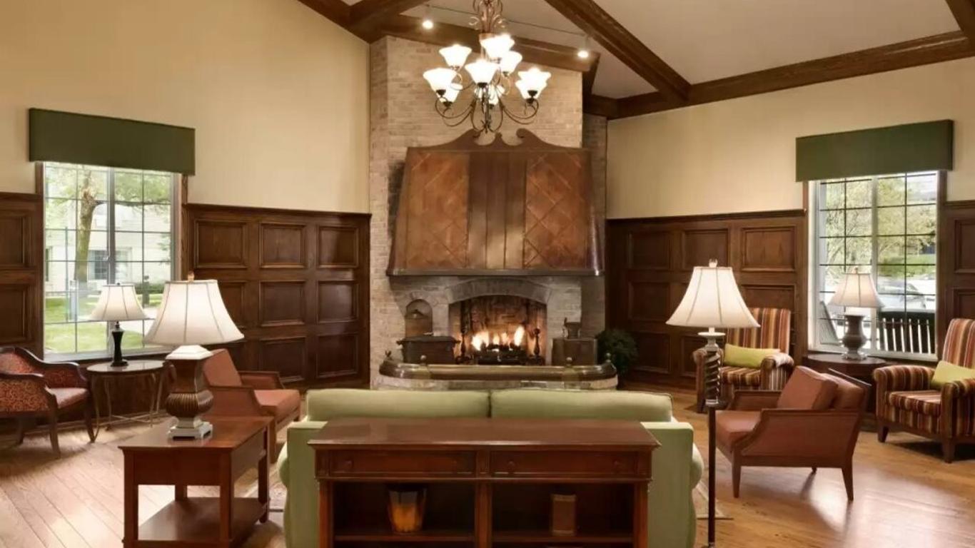 Country Inn & Suites by Radisson Chanhassen MN