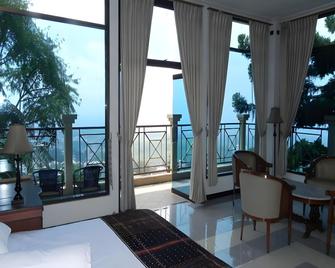 Le Vallon Bandung - Bandung - Balcón