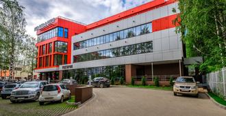 Alpha Business-Hotel - Kírov - Edificio