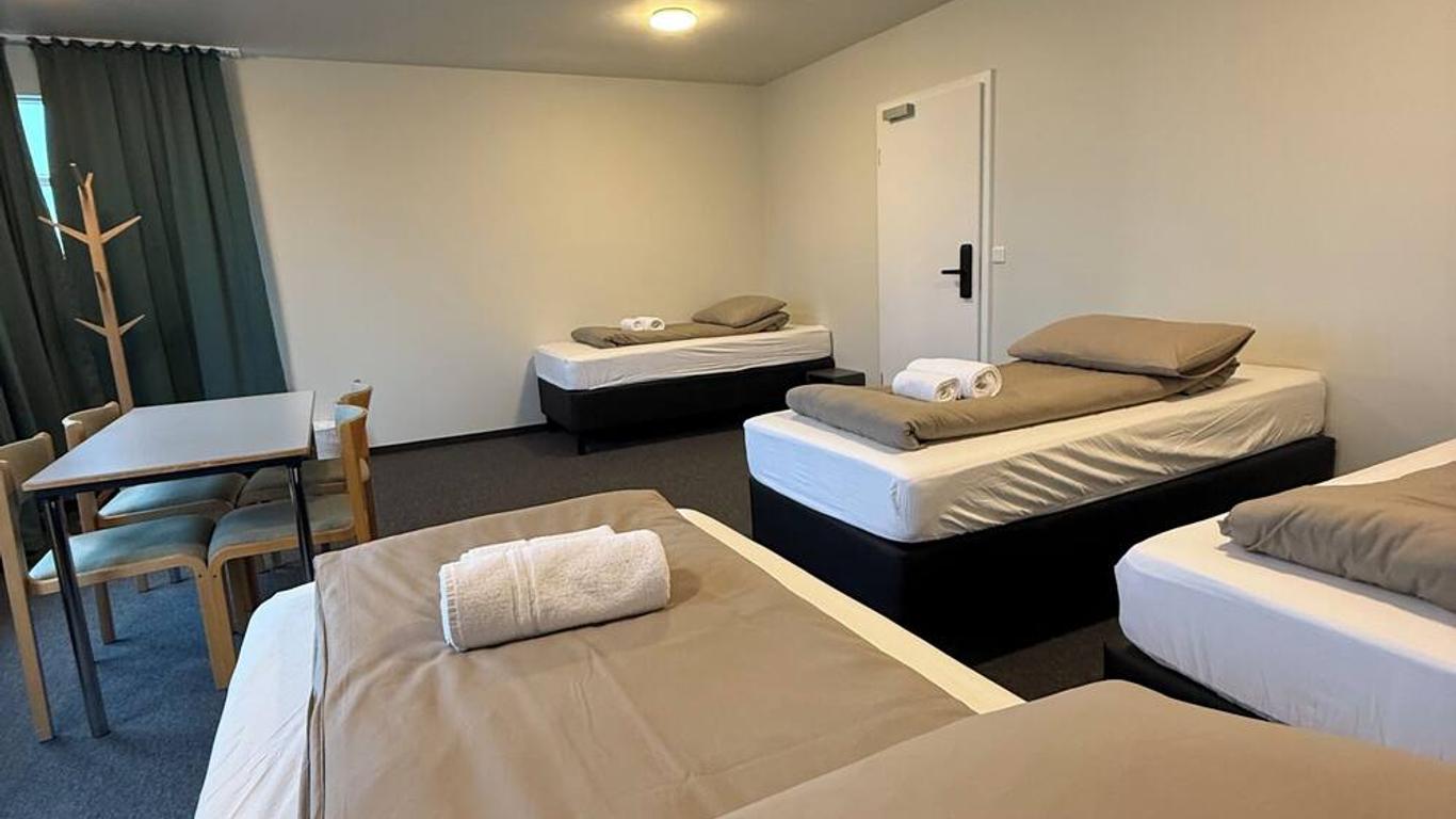 Hostel Skogar