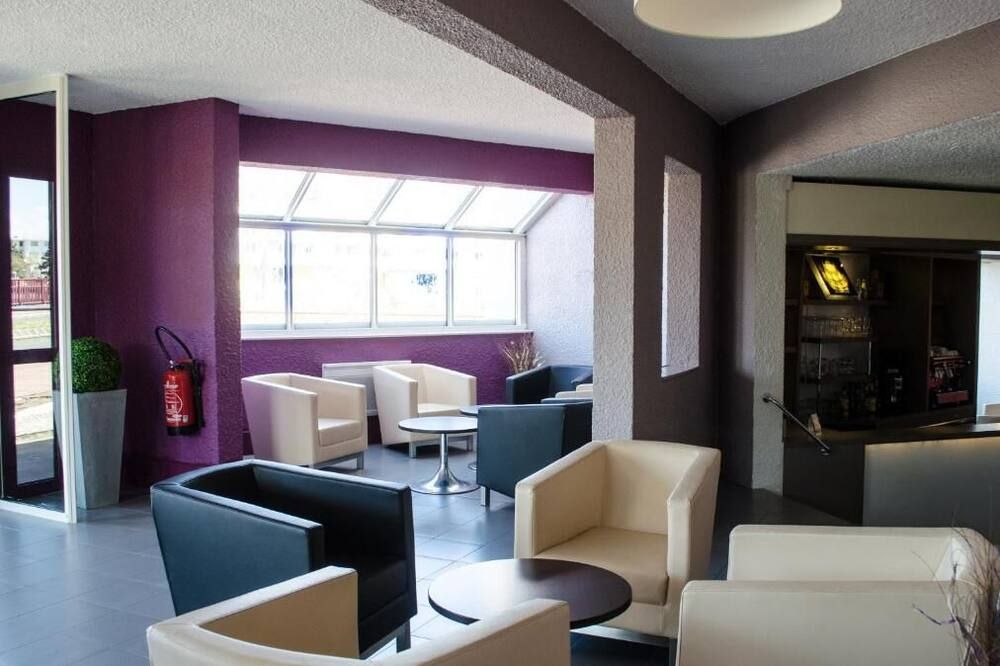 Heco Calais Centre-Gare - קאלה - טרקלין