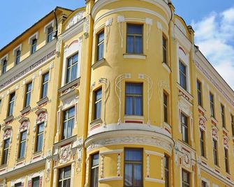 Grandhotel Garni - Jihlava - Edificio