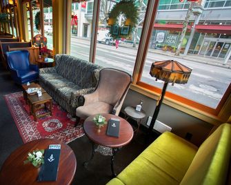 Mcmenamins Crystal Hotel - Portland - Oleskelutila