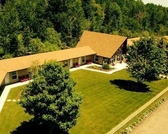Motel La Source - Coaticook - Edificio