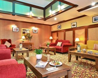 Hotel Newport - Newport - Lounge
