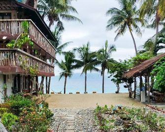 Bamboo House Beach Lodge & Restaurant - Puerto Galera - Udsigt