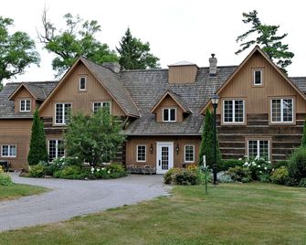 Eganridge Resort, Golf Club & Spa - Fenelon Falls - Building
