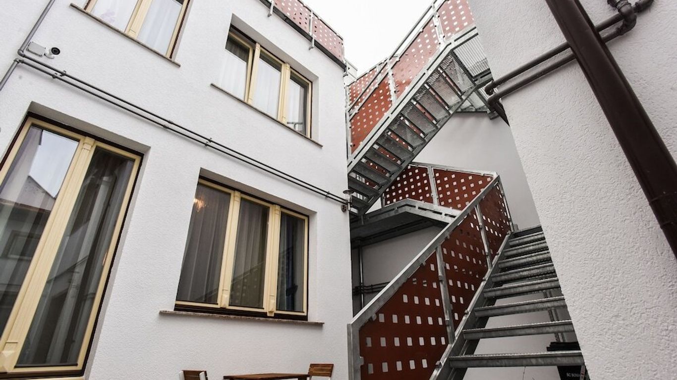 Yellowboot Aparthotel