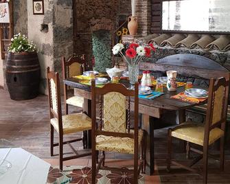 Original Sicily - Santa Venerina - Dining room