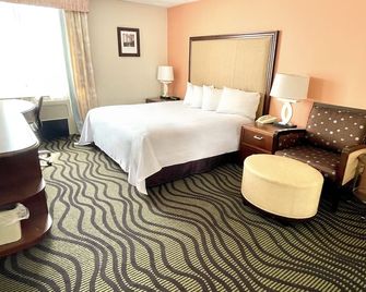 Fairbridge Hotel Cleveland East - Wickliffe - Ložnice