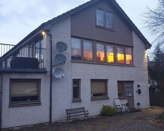Loch Ness Balcony Apartment - Inverness - Gebäude