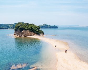 Okido Hotel - Tonosho - Beach