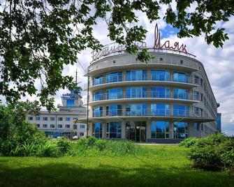 Hotel Mayak - Om Building - Omsk - Building