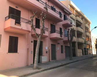 Casa Rosada Alghero - Alghero - Building