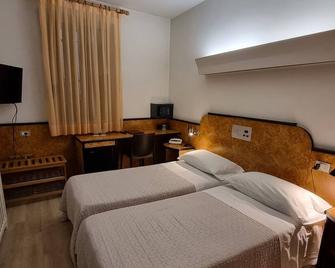 Cityhotel Cristina Vicenza - Vicenza - Bedroom