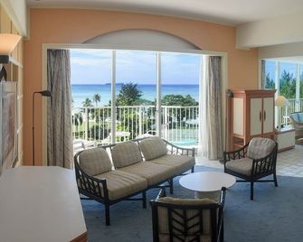 Marianas Beach Resort - Garapan - Sala de estar