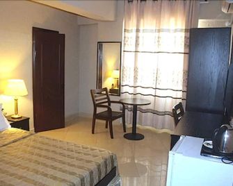 كورينا هوتل - مونروفيا - غرفة نوم