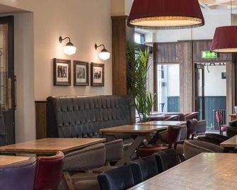 The Old Borough Hotel - Wetherspoon - Swords - Restaurant