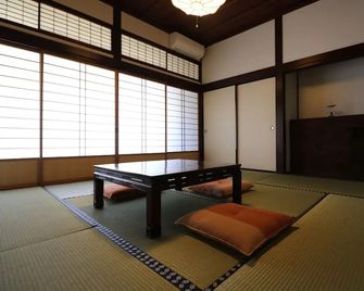 Yanagawa B&B hatago - Yanagawa
