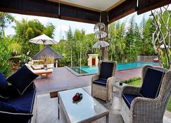 Villa with private pool at Villa Nirvana Ubud - Ubud - Alberca