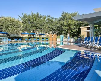 Junior Family Hotel - Cavallino Treporti - Piscina