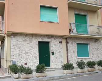 Raggi di Sole - Monterosso al Mare - Building