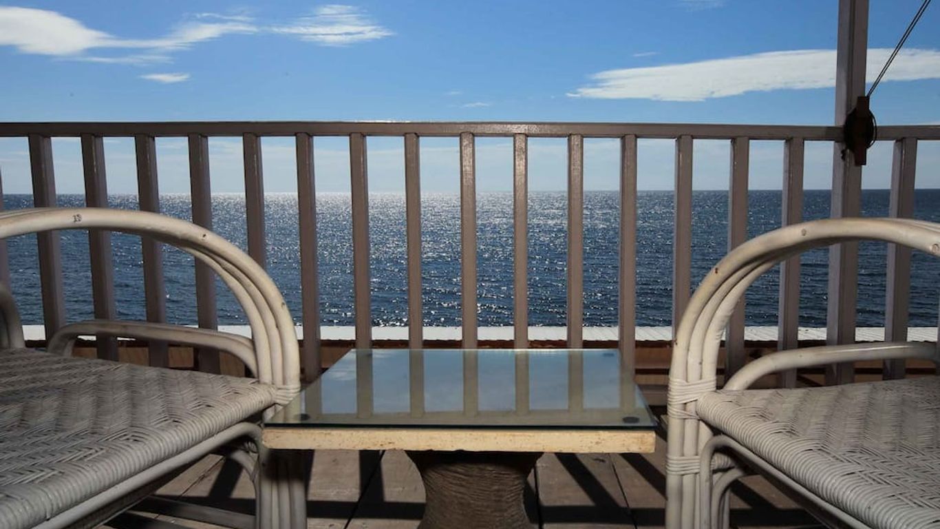 فيلا أغونغ بيتش إن