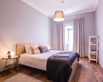 Faro Central - Holiday Apartments - Faro - Bedroom