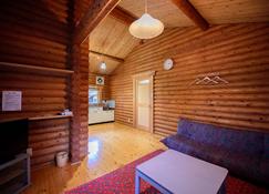Log Cabin Kinoko No Sato - Yufu - Phòng khách