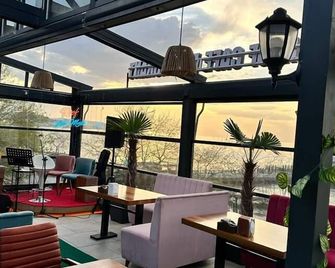 Lion Boutique Hotel - Yalova - Lounge