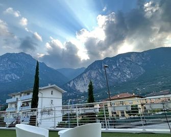 Athos Hotel - Riva del Garda - Venkovní prostory