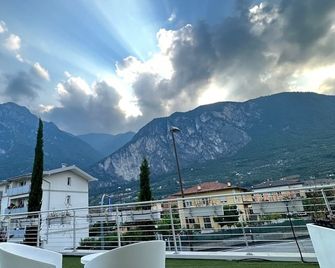 Athos Hotel - Riva del Garda - Vista esterna