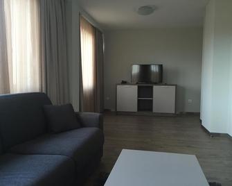 La Casa Hotel - Tsigov Chark - Living room