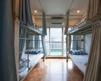 Tsubame Guest House - Tokyo - Bedroom