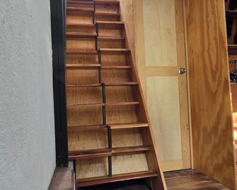 Casa del Árbol Hostel Xochimilco - Oaxaca de Juárez - Escaleras