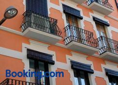 Groc Rooms - La Seu d'Urgell - Edifício