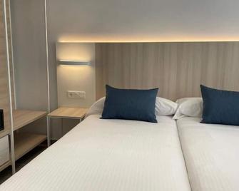 Lc Hotel Urbano - אליקנטה - חדר שינה