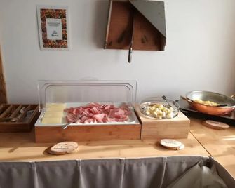 Garnì & Wellness Anderle - Levico Terme - Buffet