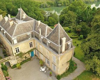 Chateau d'Estrac - Hastingues