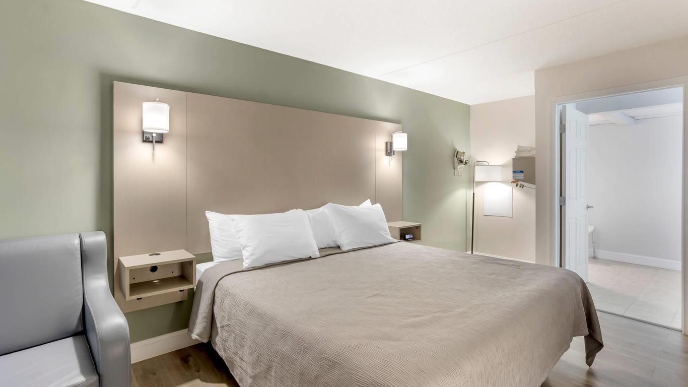 Quality Inn Smoketown - Lancaster Area