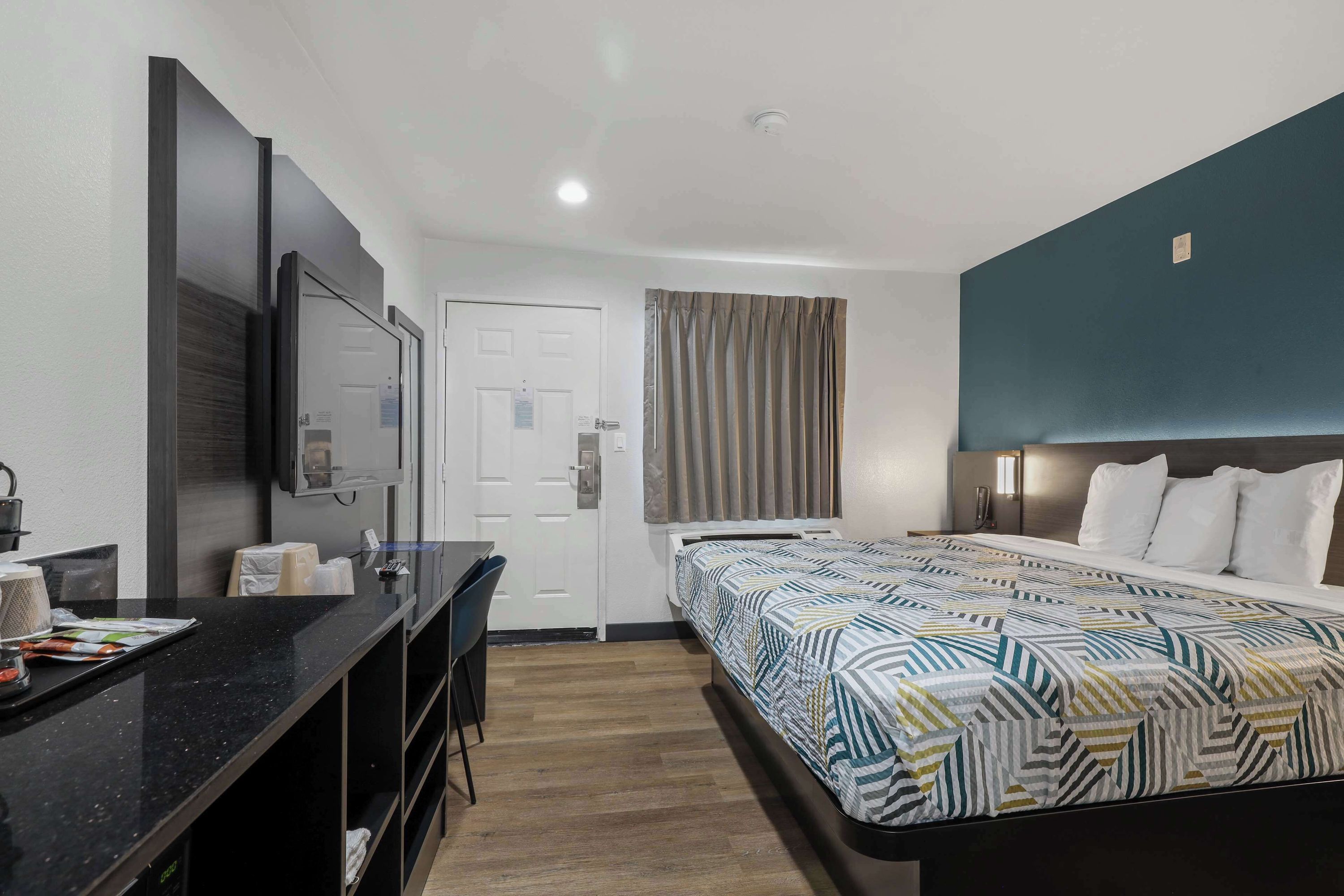 Studio 6 Suites Escondido, CA - Escondido - Slaapkamer