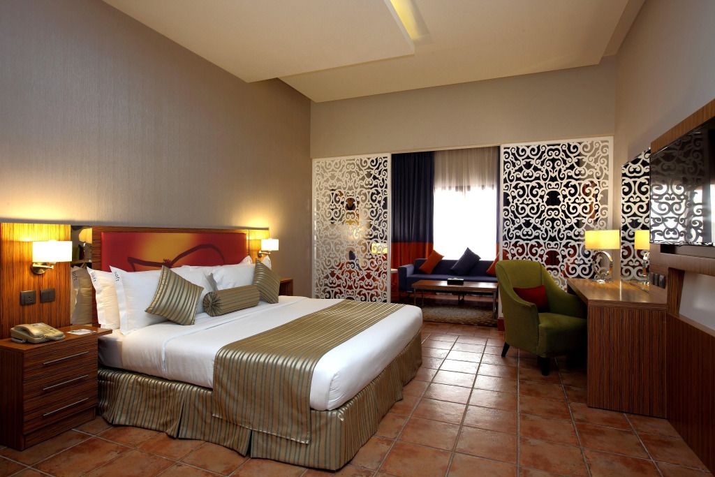 منتجع هوليداي إن هاف موون باي