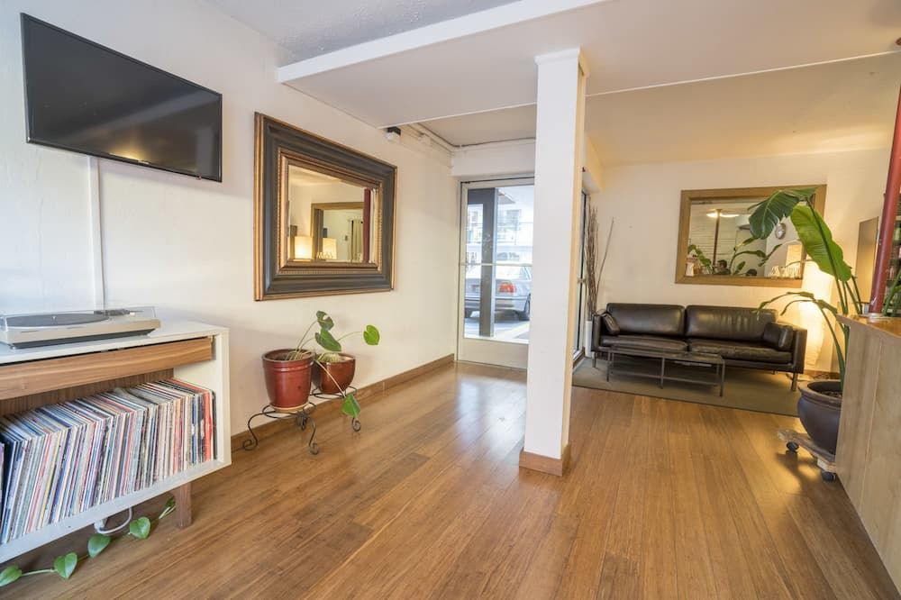 ذا دايلان، إيه بايمونت باي ويندام - سياتل - غرفة معيشة